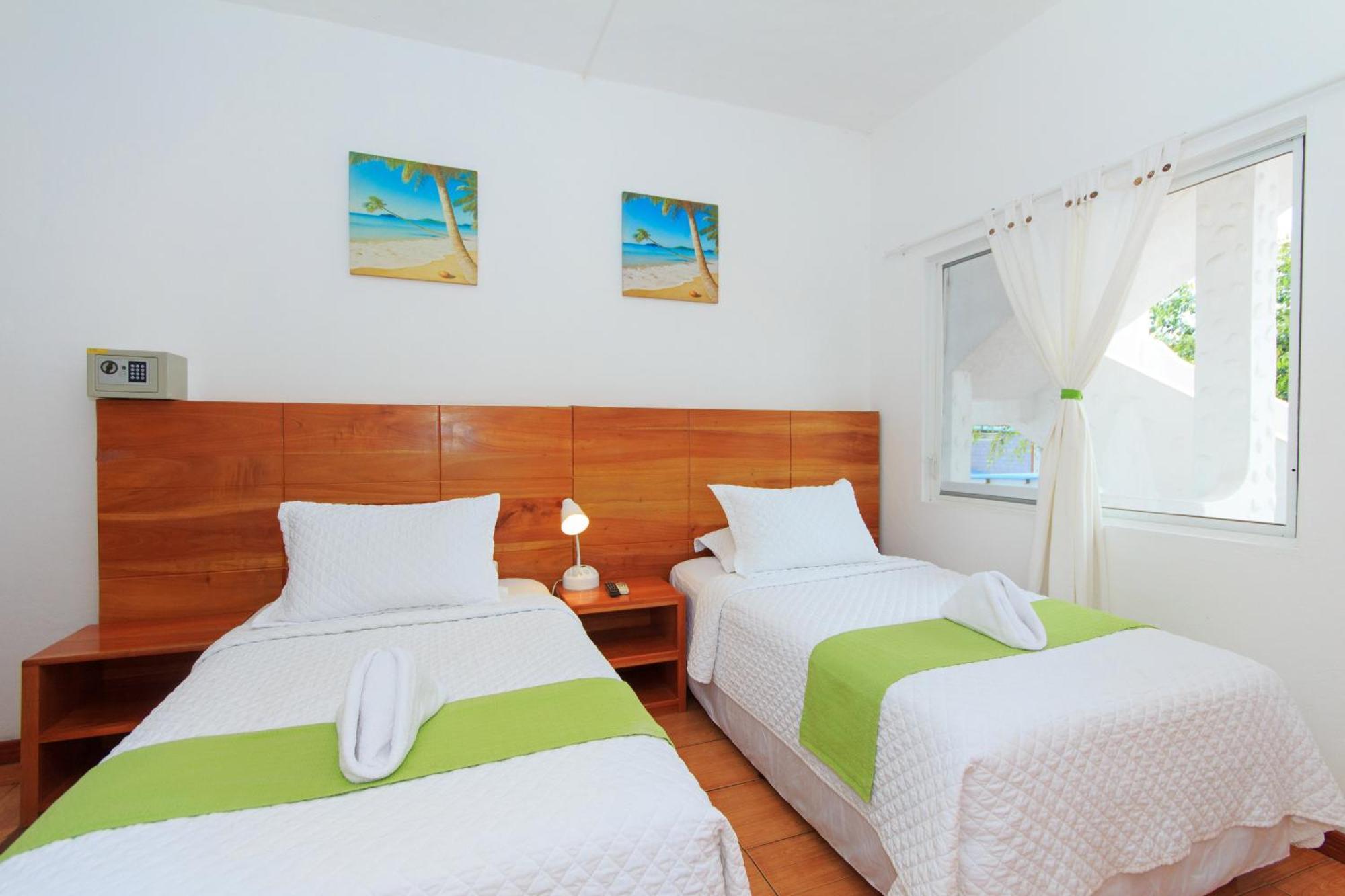 Hotel La Casa De Judy Puerto Ayora  Kültér fotó