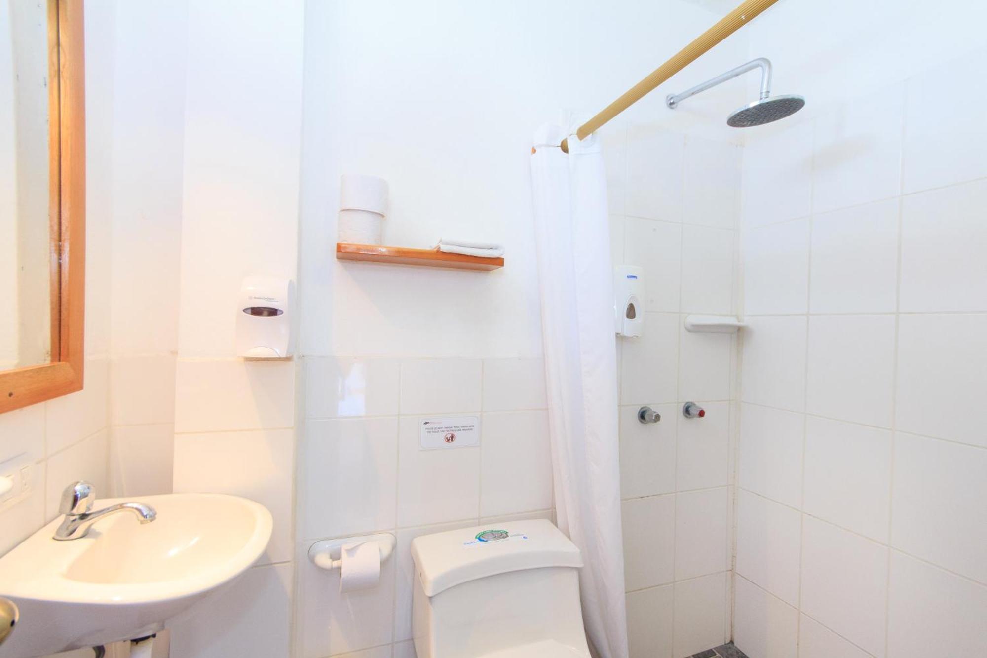 Hotel La Casa De Judy Puerto Ayora  Kültér fotó