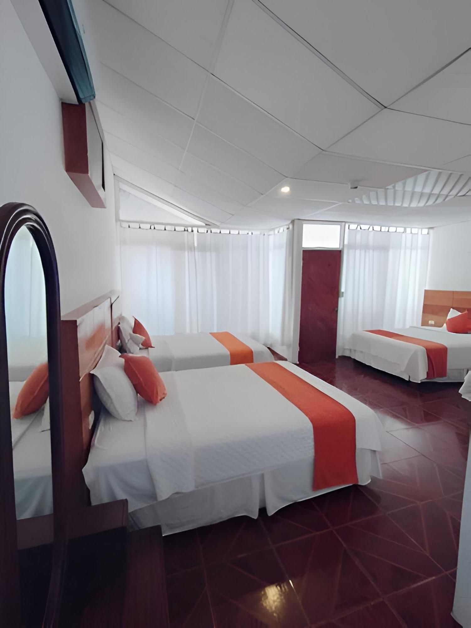 Hotel La Casa De Judy Puerto Ayora  Kültér fotó