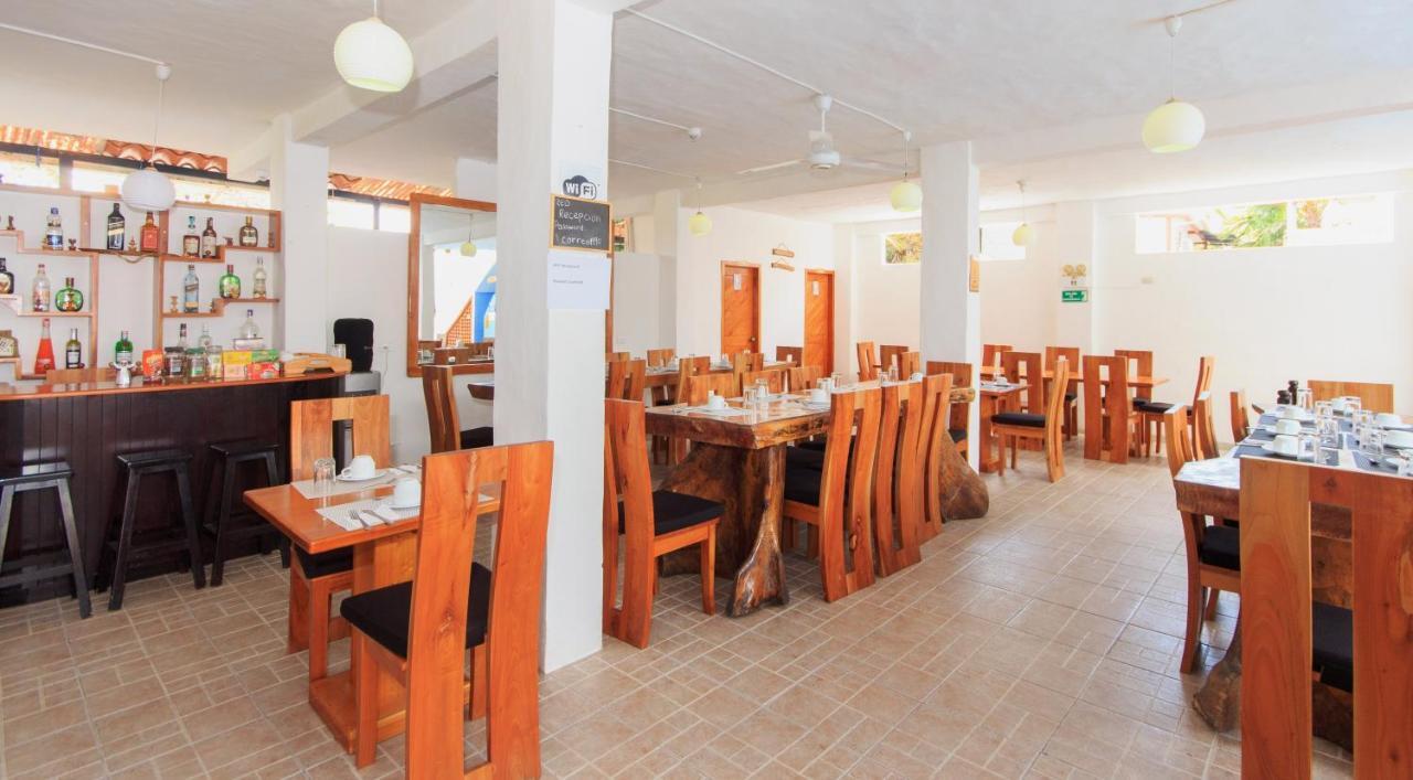 Hotel La Casa De Judy Puerto Ayora  Kültér fotó