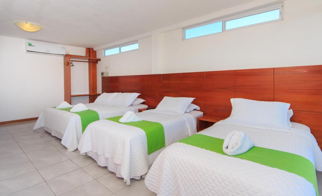 Hotel La Casa De Judy Puerto Ayora  Kültér fotó