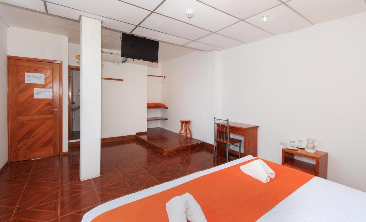Hotel La Casa De Judy Puerto Ayora  Kültér fotó